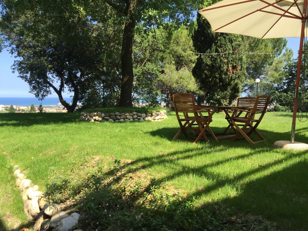 Colle Moro - B&B Villa Maria Città Sant'Angelo Esterno foto