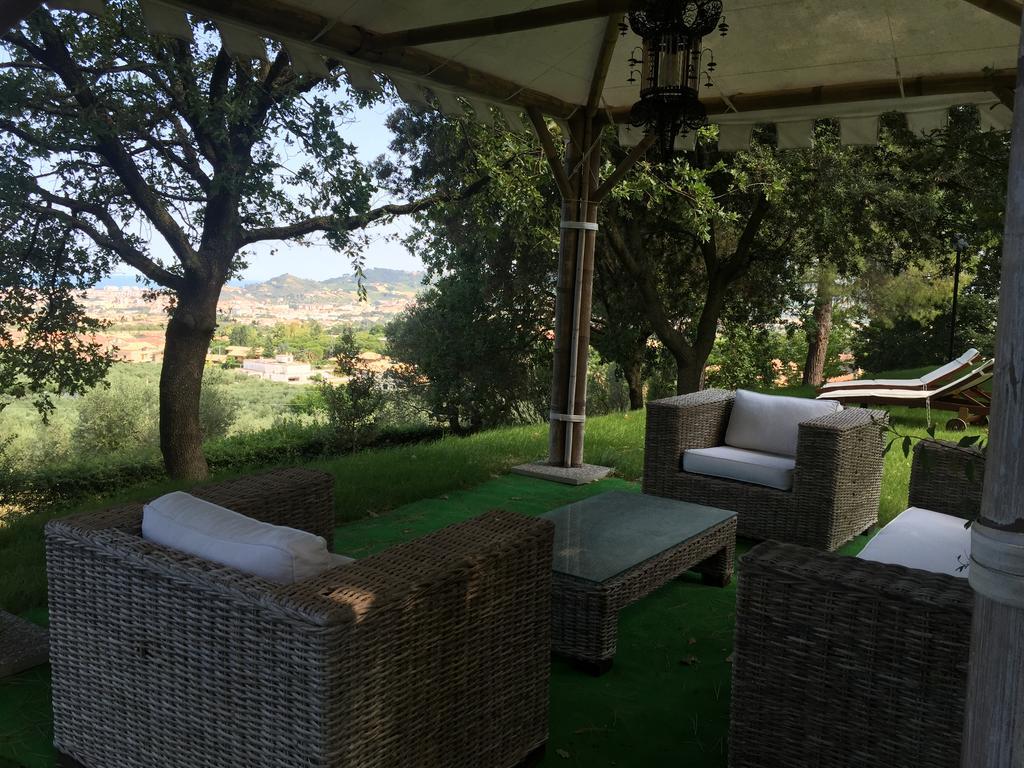 Colle Moro - B&B Villa Maria Città Sant'Angelo Esterno foto